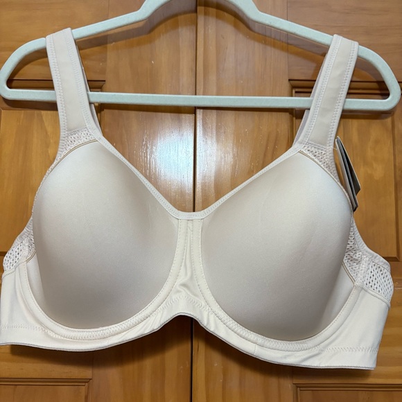 Wacoal Maximum Support Contour Underwire Beige Bra Size 40C NWT - Picture 1 of 8